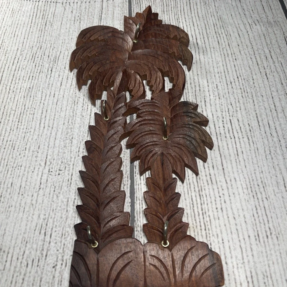 Wood Carved Palm Tree Grouping Key Holder Wall‎ Mount Decorative 5 Key Placement